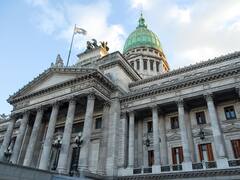 Investigan a dos rusos por un dron que sobrevoló el Congreso