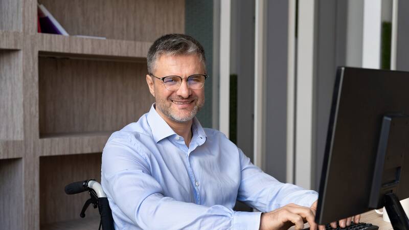 La búsqueda del SEPE incluye buenas remuneraciones y contratos indefinidos.