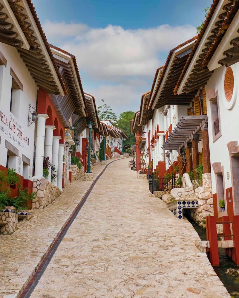 Xenses se encuentra ubicado a 75km de Cancún y apenas a 10km de Playa del Carmen. Foto: Instagram