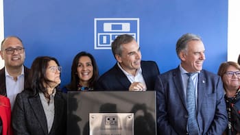 Orsi colocó piedra fundamental de nueva planta potabilizadora de OSE