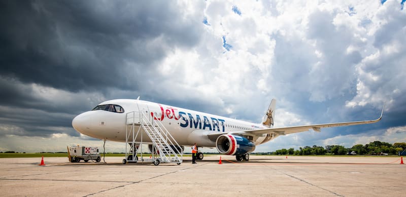 JetSmart canceló todos sus vuelos programados, con afectación a 5000 pasajeros.