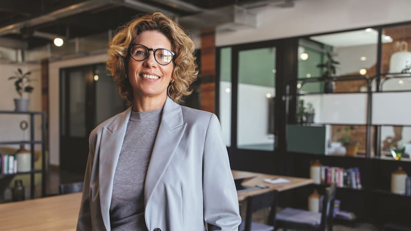 Por su experiencia, y hasta por su calma en la toma de decisiones, estos talentos son demandados por muchas industrias. La importancia de su mirada en tiempos de crisis.