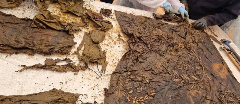 La Asociación Histórica del Regimiento 37 sigue en la búsqueda del estandarte perdido de su unidad. (Foto: Exploradores de la Historia de Sochaczew)