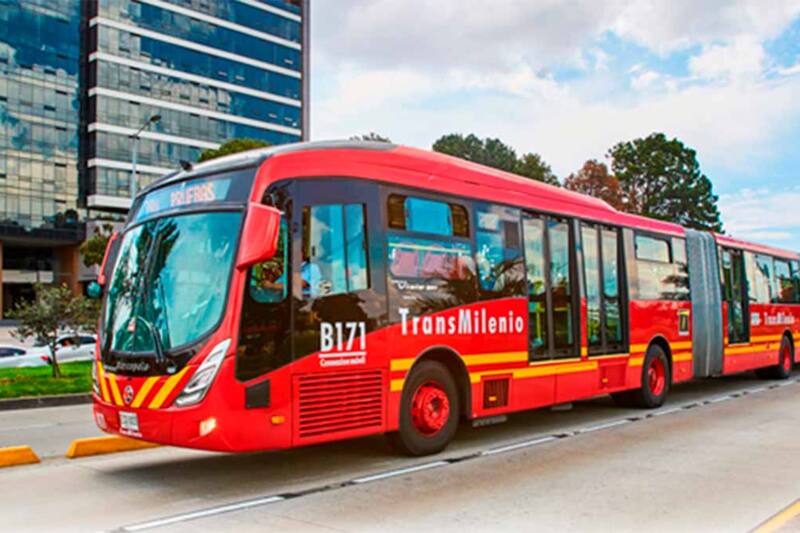 En Bogotá también se ajustan los horarios de los servicios más importantes para los ciudadanos, como el transporte público.