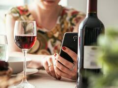 La cuarentena impulsó el consumo de vino en el hogar y compensó la baja en restaurantes