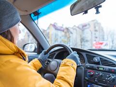 Alerta, conductores: por qué motivo insólito podrían multarte al conducir en invierno