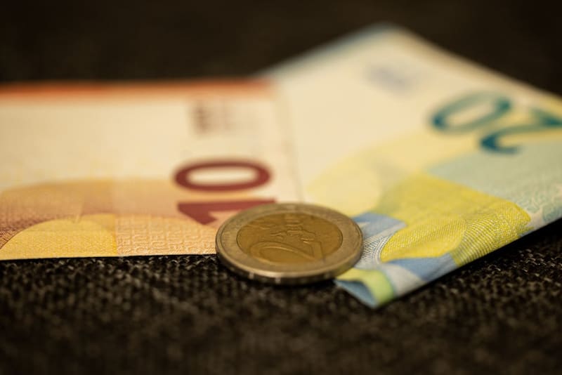 La cotización del Euro y dólar en España (Foto: Pexels).