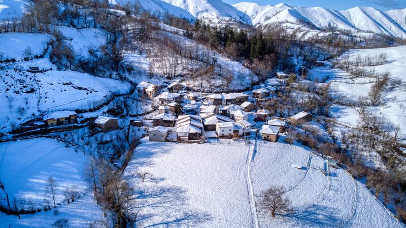 Escapadas: el pueblo de Asturias ideal para ir en Navidad y que encontrarás paz