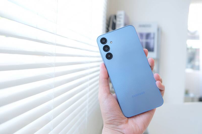 El Galaxy A25 5G está en oferta en Carrefour (Fuente: Shutterstock)