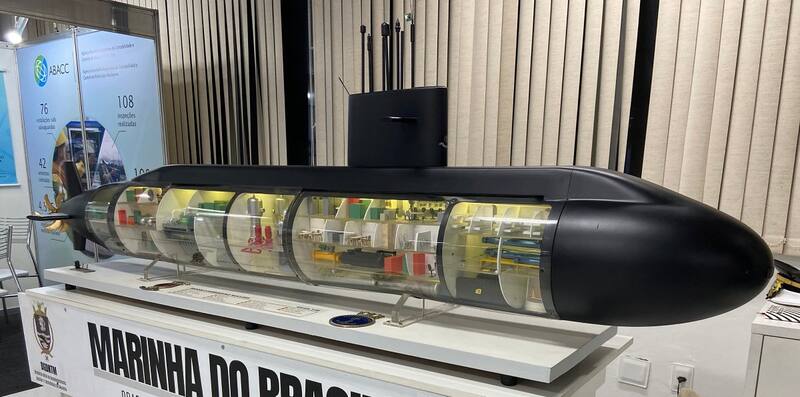 Maqueta oficial del Alvaro Alberto, el próximo submarino nuclear de Brasil.