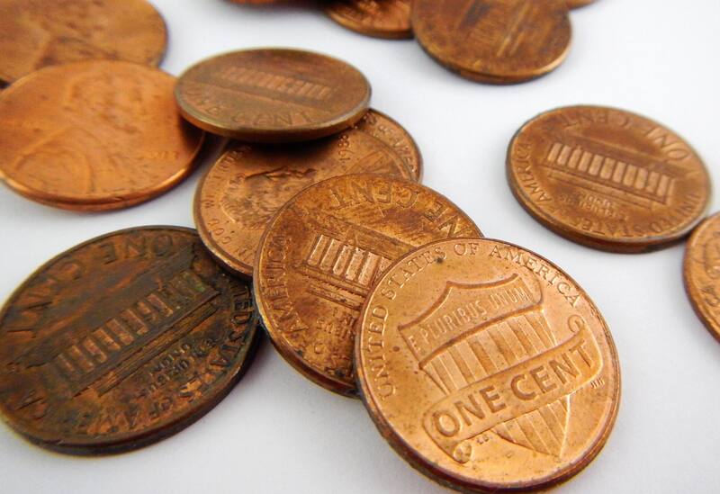 En el caso de estos centavos de dólar, un detalle en su diseño los convierte en piezas de colección. Foto: Pixabay.