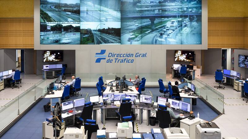 La DGT impone multas fuertes a sanciones que considera graves.