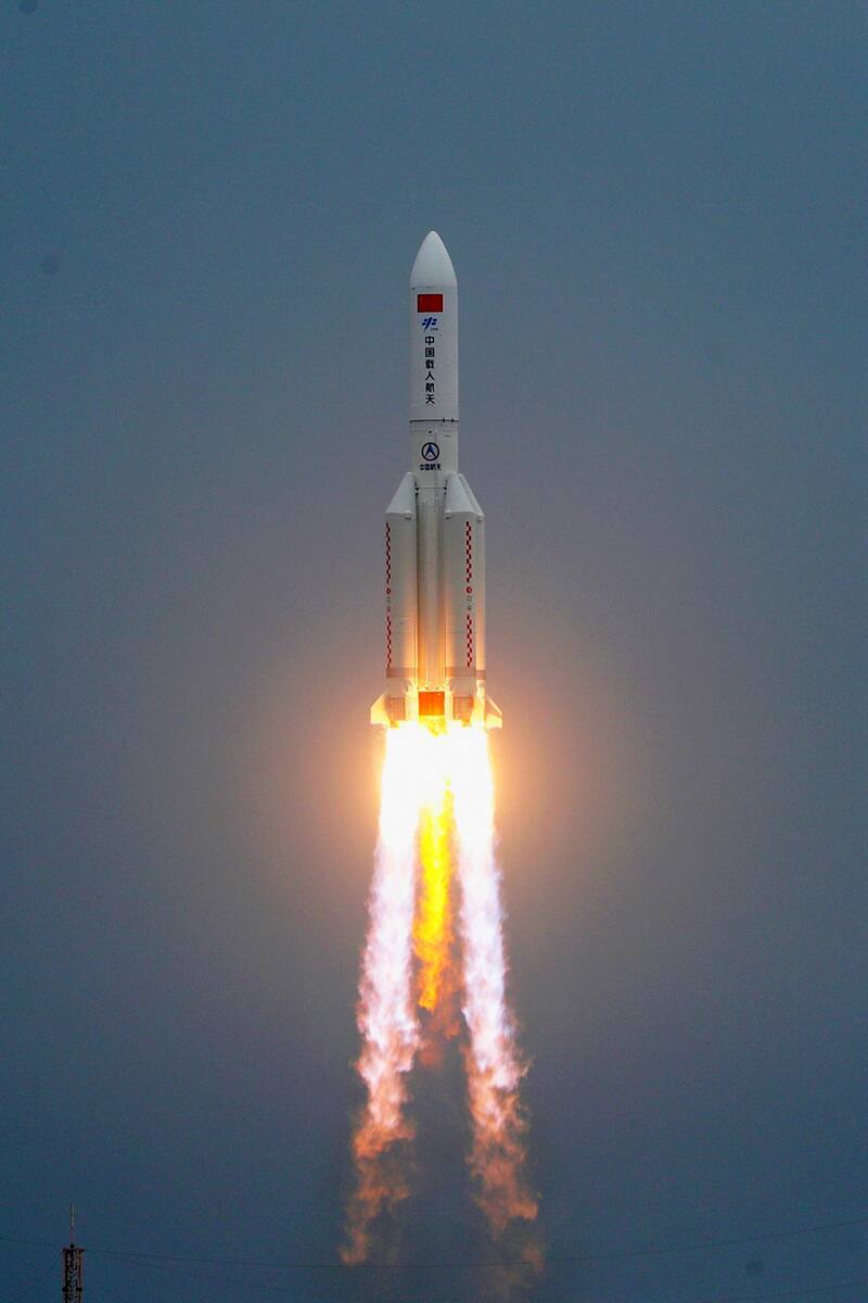 El cohete Long March 5B de 23 toneladas, despegó de la isla de Hainan el domingo 24 de julio, y se acopló con éxito al puesto orbital de China.