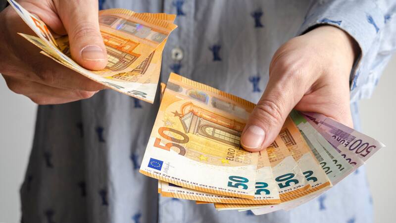 La excelente noticia del SEPE para miles de personas: recibirán una paga de 480 euros en julio.