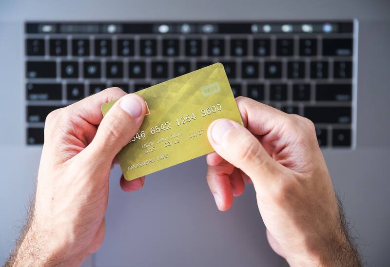 Banamex actualiza su esquema de comisiones: conoce los cambios y evita cargos innecesarios. Fuente: Shutterstock.