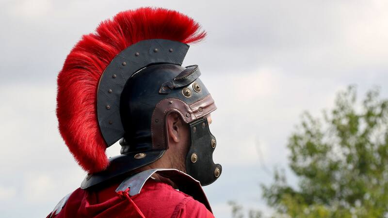 Si tienes uno de estos apellidos comunes en España, podrías descender de los romanos: la lista completa.