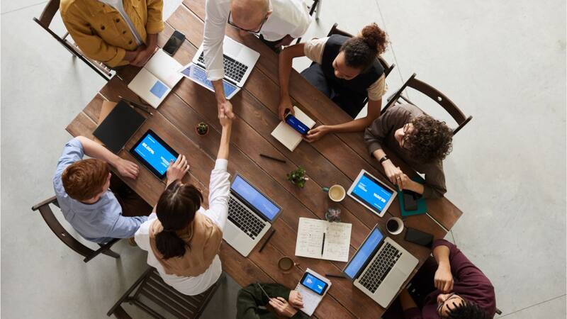 La reducción de la jornada laboral se ha planteado en países de todo el mundo.