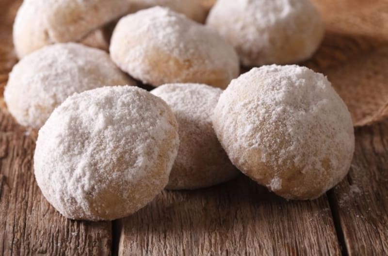 Polvorones de almendra: la receta paso a paso para elaborar el dulce más amado por todos los españoles. (foto: Pexels).