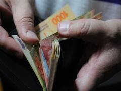 Los bancarios acordaron un nuevo aumento de sueldo y el salario básico roza los $ 600.000