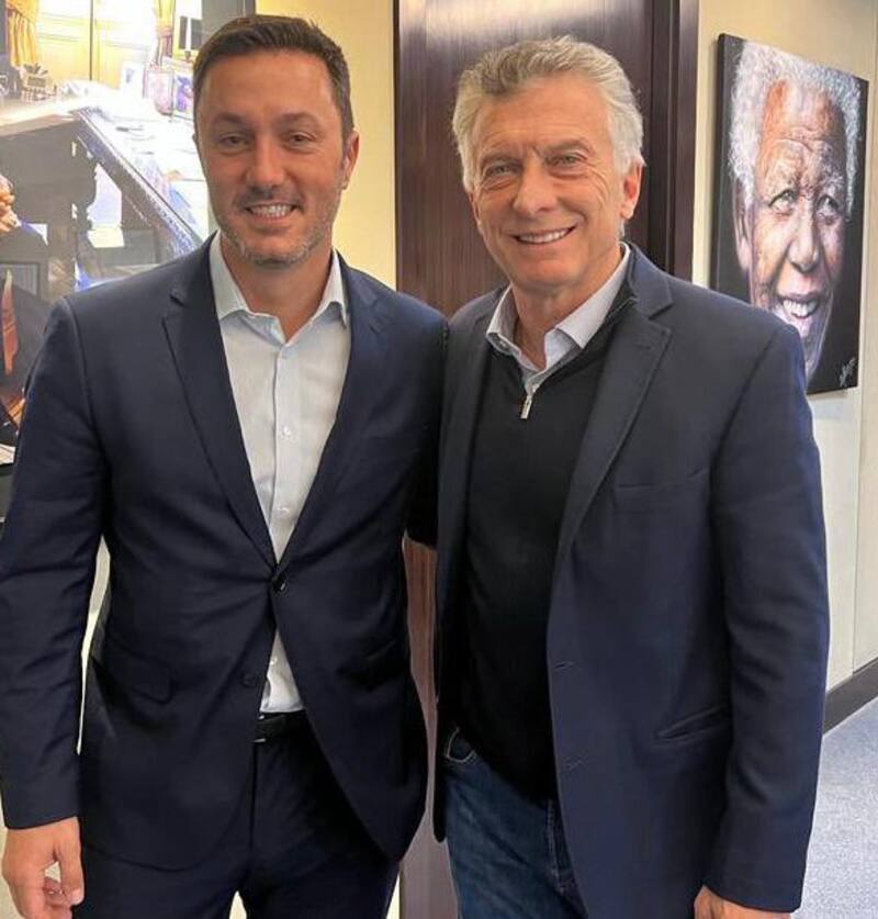 Luis Petri con Mauricio Macri