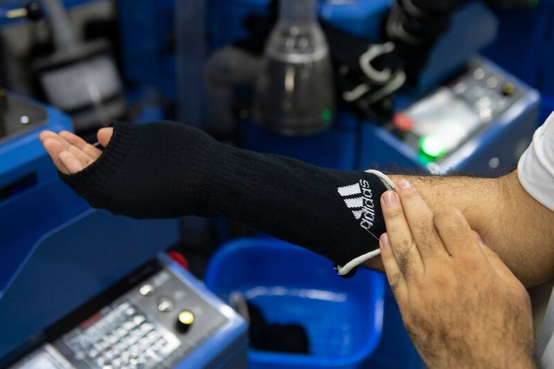 Las medias de Adidas se exportarán a toda la región