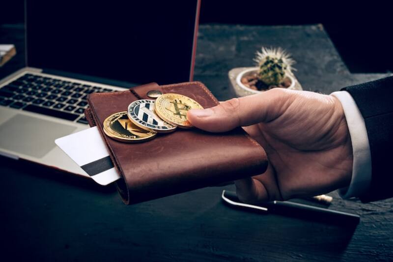 La cotización de las principales criptomonedas en España (foto: Freepik).