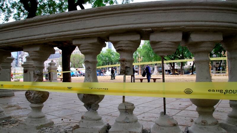 La Plaza del Congreso Nacional,luego de los distirbuios del lunes. Foto: Agencia NA