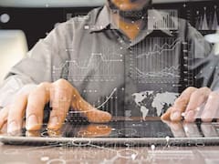 EE.UU. ofrece sueldos de hasta 3.000 dólares para empleados latinos