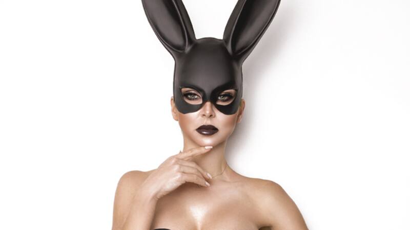 Entre prejuicios y pudores, los negocios relacionados a la vida sexual hacen de la discreción su mejor estrategia de marketing.