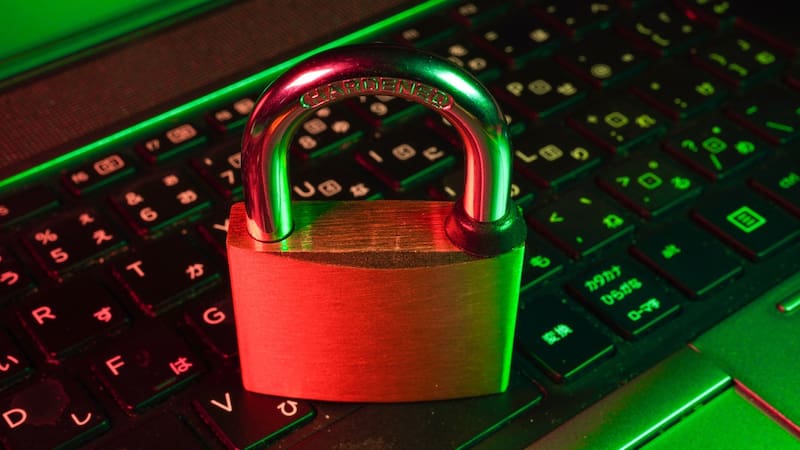 Expertos recomiendan reforzar las contraseñas y guardarlas en lugares seguros.