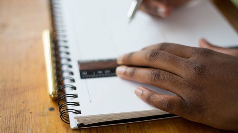 El tiempo máximo que contempla el programa para la entrega de esta mensualidad es de 55 meses. Fuente: archivo.