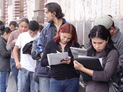 Advierten que la inflación le puso límite a la suba del desempleo