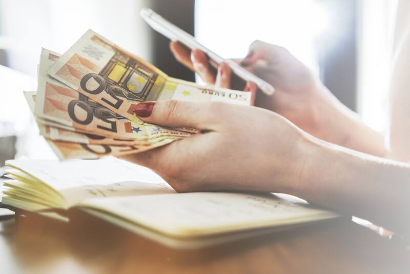 Los costos asociados al cambio de hipoteca suelen ser comisiones, gastos notariales y productos vinculados.(Fuente: Shutterstock)