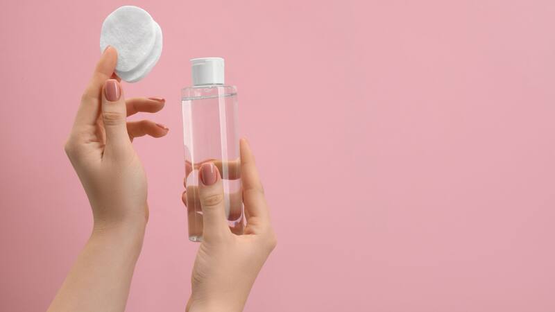 La AEMPS ordenó retirar un agua micelar por estar contaminado.