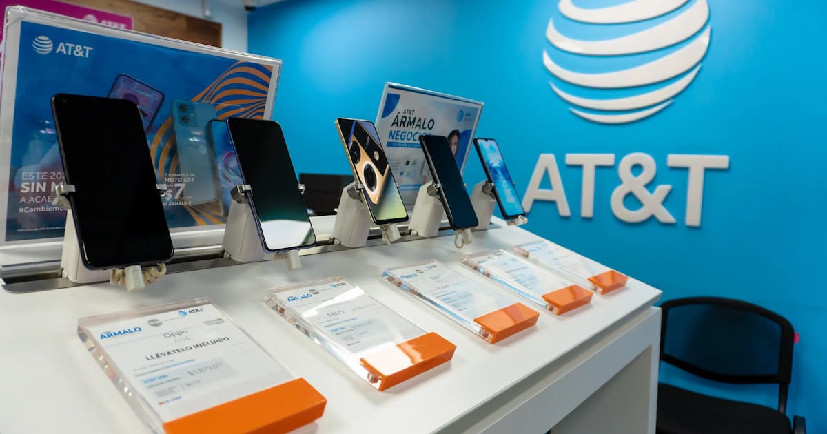 AT&T México suma más de 1 millón de líneas en 2025 y se afianza con ...