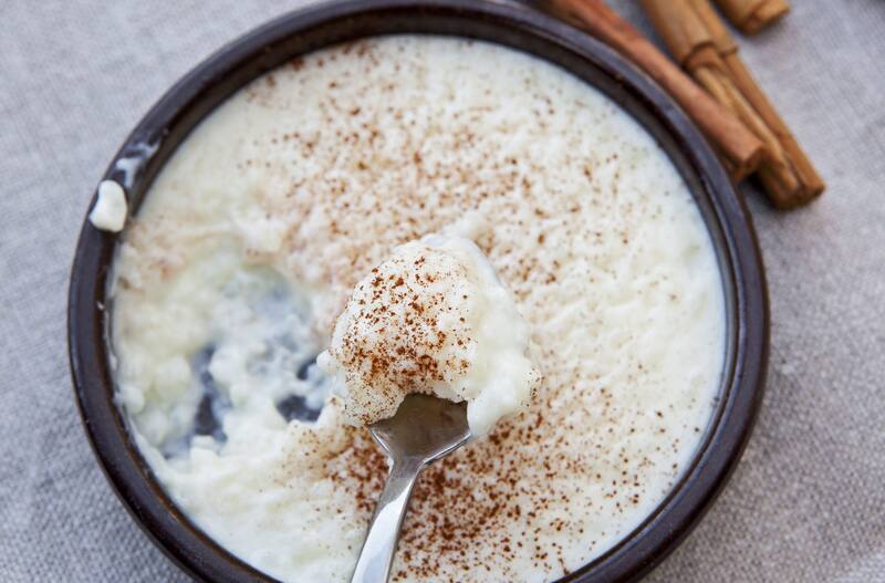Hay muchas recetas para preparar el arroz con leche.
