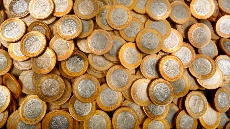 Banxico anuncia retiro definitivo de monedas en circulación. Fuente: Shutterstock.