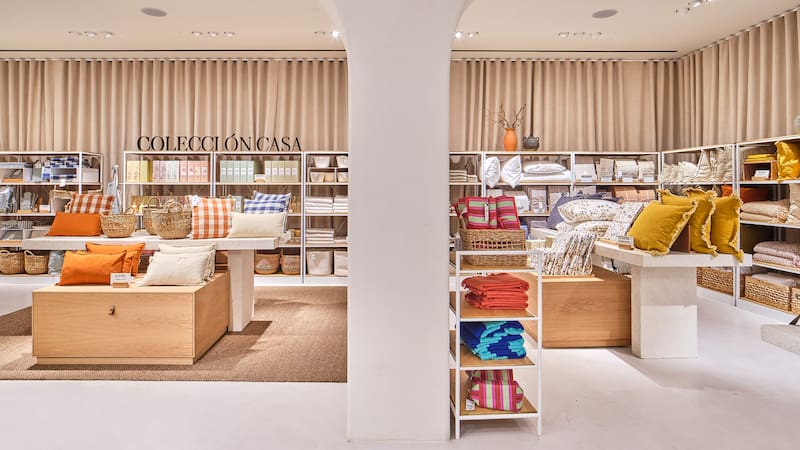 <div class="migrated-promo-image__description"><div class="migrated-promo-image__source">Fuente: Mango</div><div class="migrated-promo-image__author">José Hevia Blach</div></div>