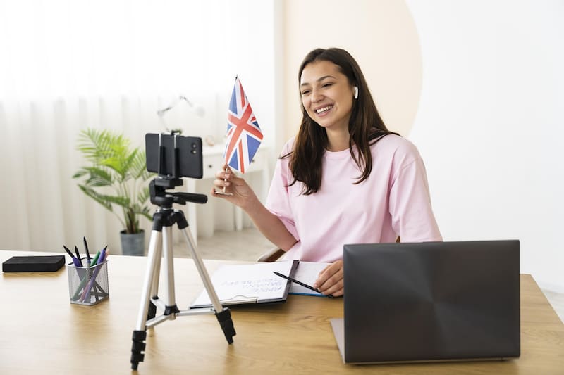 Saber el idioma inglés es el primer paso a cumplir para emigrar a Gran Bretaña y conseguir trabajo (Fuente: Freepik)