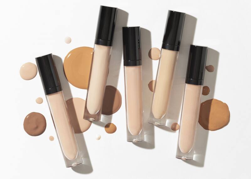 Elegir una base adecuada no solo mejora la apariencia, sino que protege la salud de la piel, gracias a las recomendaciones de Profeco y expertos en cosmética. Fuente: Freepik.