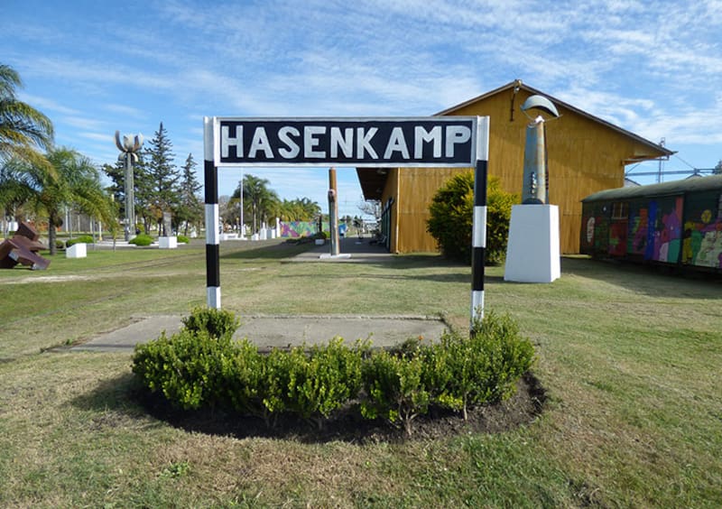 Hasenkamp fue fundado en el siglo XIX por colonos alemanes, lo que marca su rica herencia cultural (Fuente: Municipalidad de Hasenkamp)