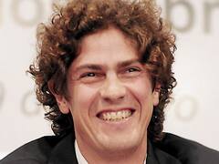 Lousteau, sobre la Supercard: "Es uno más de los desatinos de Moreno"