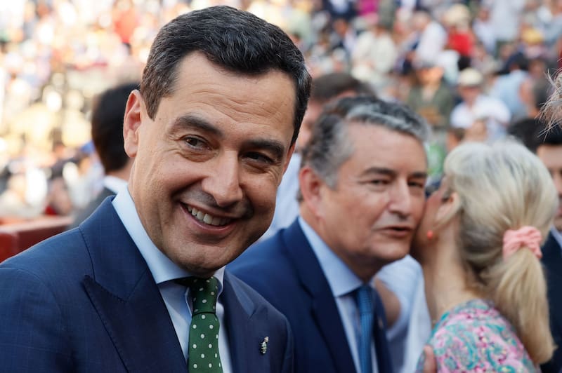 El PP carga contra el PSOE por "financiar autobuses y manifestaciones" contra la Junta andaluza. Fuente: Archivo