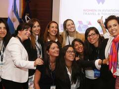 Lanzan beca para que haya más mujeres en la industria de la aviación: cómo postularse