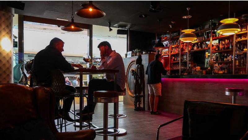 La OCU advierte de 10 malas prácticas de los bares que afectan a tu bolsillo (foto: archivo).