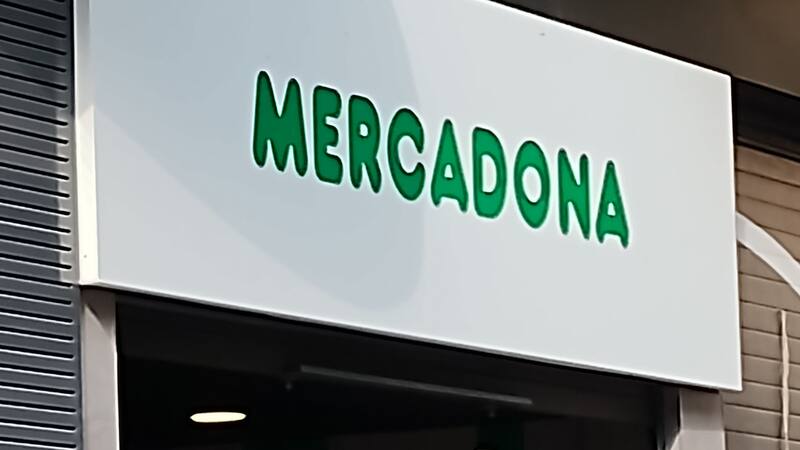 La cadena de supermercados ha anunciado un aumento significativo.