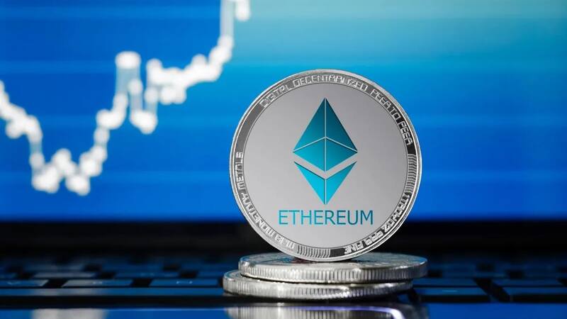 Ethereum acompañará los movimientos alcistas de BTC, según anticipan analistas.
