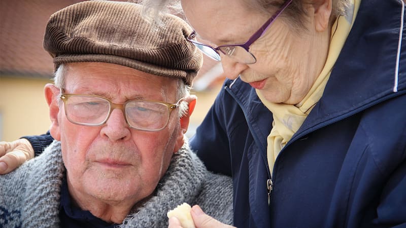 Los jubilados y pensionados cobrarán un bono hasta diciembre.