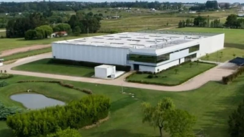 La planta que se encuentra en Canelones cerrará sus puertas y trasladará su producción a la Argentina