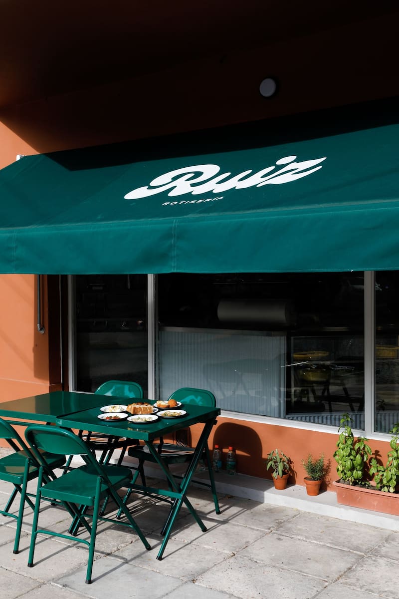 Ruiz busca revalorizar las rotiserías